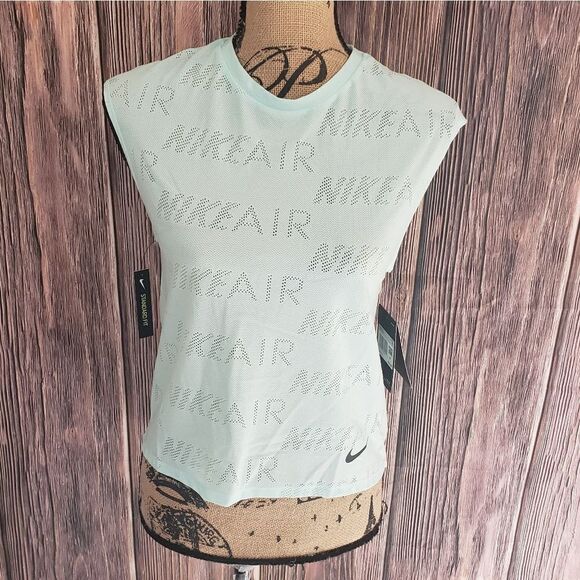 NWT NIKE Dri-Fit Baby Blue Lightweight Running Top - Picture 2 of 14